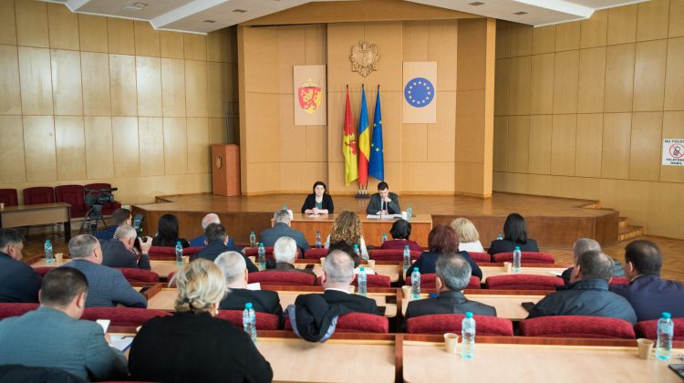 FOTO Natalia Gavrilița la Cimișlia: Trebuie să lucrăm în echipă pentru a răspunde necesităților cetățenilor