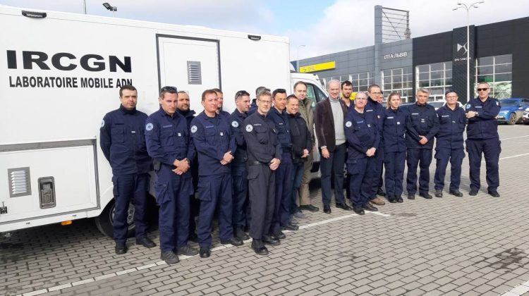 Jandarmii francezi au sosit la Lviv pentru a investiga crimele de război ale Rusiei săvârșite în Ucraina