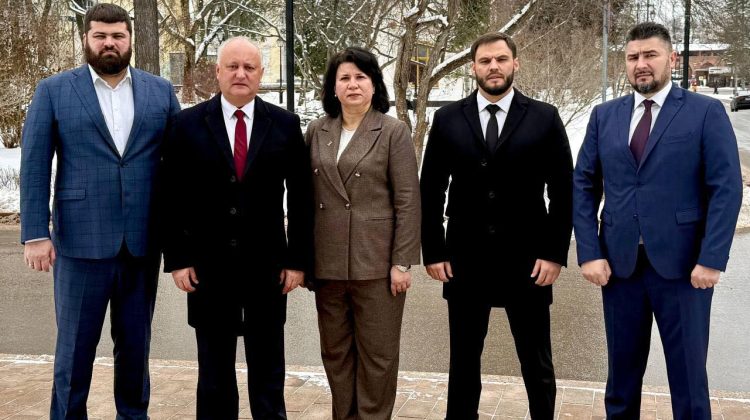 O delegație a Partidului Socialiștilor, condusă de Dodon, se află în Rusia. Evenimentul la care participă