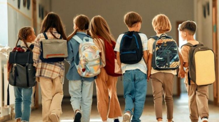 Vacanța de vară a început. Recomandări pentru părinți