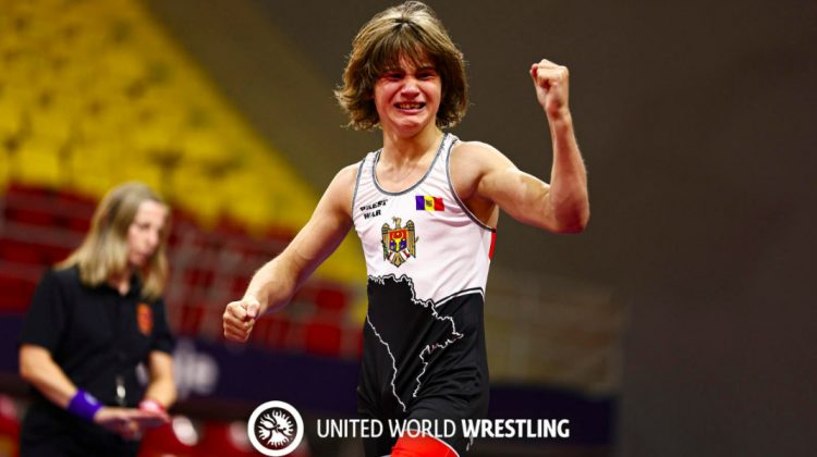 La 17 ani, cuceresc Europa! Doi luptători moldoveni, medaliați la Campionatul din Macedonia