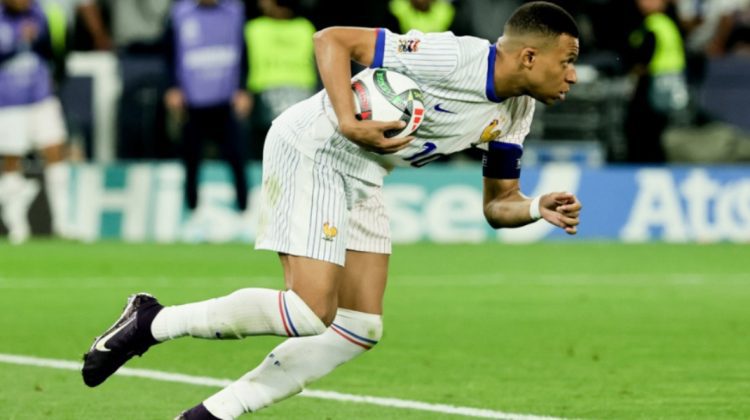 Mbappé a fost internat de urgență în spital. Ce spune Real Madrid