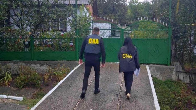 Descinderi la Călărași! Reprezentanți afiliați unei formațiuni politice, bănuiți că ofereau bani alegătorilor