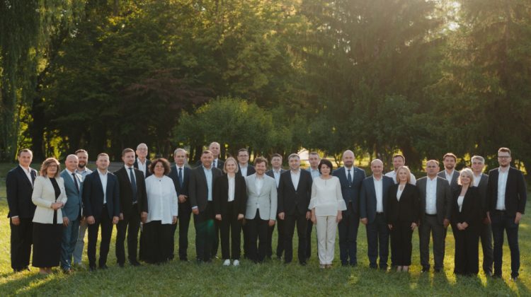 Cine sunt deputații PAS care s-ar putea regăsi în următorul Parlament