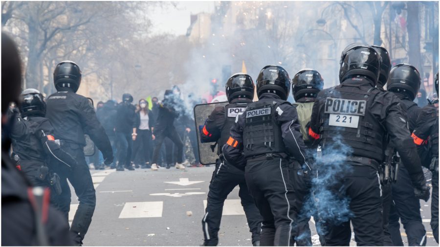 Franța sub presiune: Protestele „Blocați totul” au eșuat să paralizeze țara