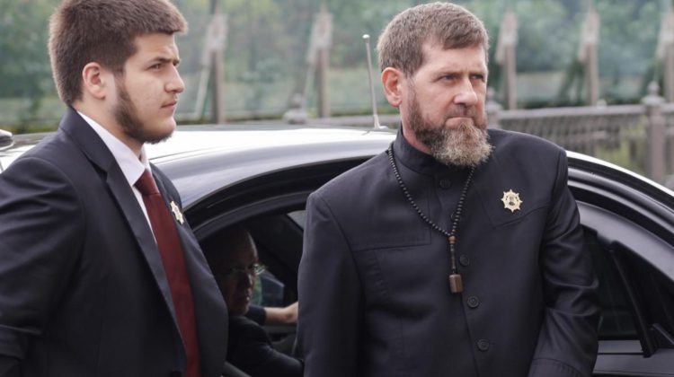 Ramzan Kadîrov și-a numit fiul de 17 ani la conducerea Fiscului din Cecenia. Adolescentul a avut 7 funcții oficiale