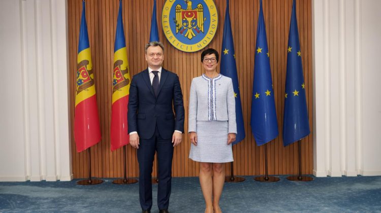 Premierul Recean, după întrevederea cu Marta Kos: „UE recunoaște progresele Republicii Moldova în domeniul reformelor”