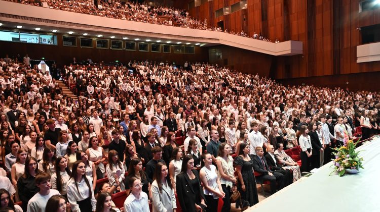 Jurământ și halat alb pentru noii studenți ai Universității de Medicină din Chișinău