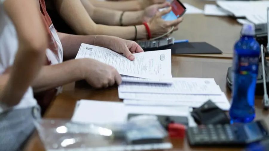 CEC: 236 de încălcări de încălcări a înregistrat poliția, în ziua alegerilor