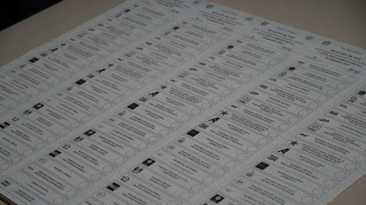 FOTO A început tipărirea buletinelor de vot pentru votul prin corespondență. Câte vor fi tipărite?