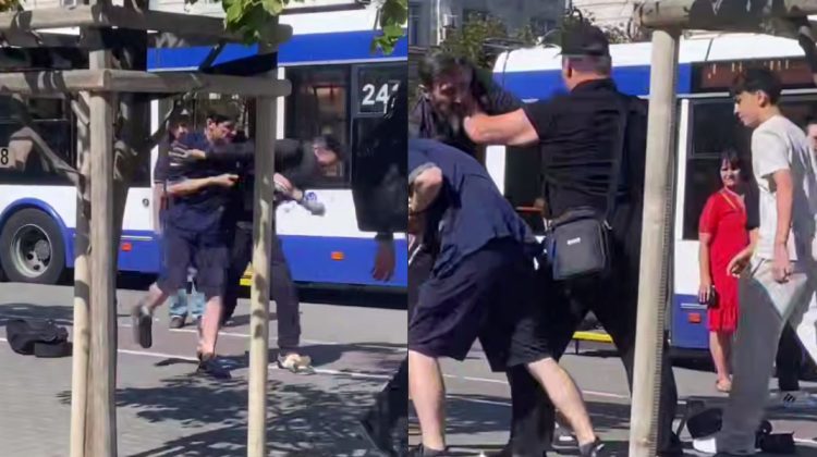 VIDEO Bătaie între un taxator și un pasager, care a refuzat să plătească biletul. Reacția RTEC