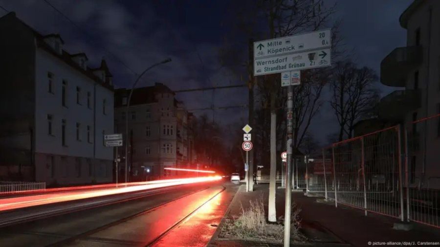 Zeci de mii de locuințe din Berlin au rămas fără curent. Poliția investighează un posibil atac politic