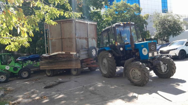 O gheretă din sectorul Ciocana a fost demontată și evacuată de angajații preturii