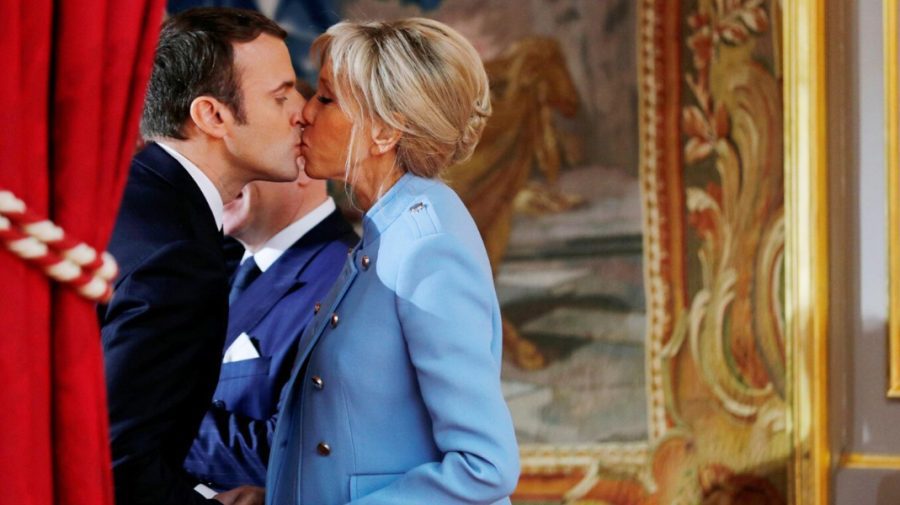 Cuplul Macron va prezenta dovezi că Brigitte este într-adevăr femeie, după acuzațiile din SUA
