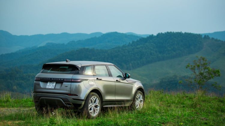 Toamna care vine poate începe la volanul mașinii tale – alege un credit auto inteligent