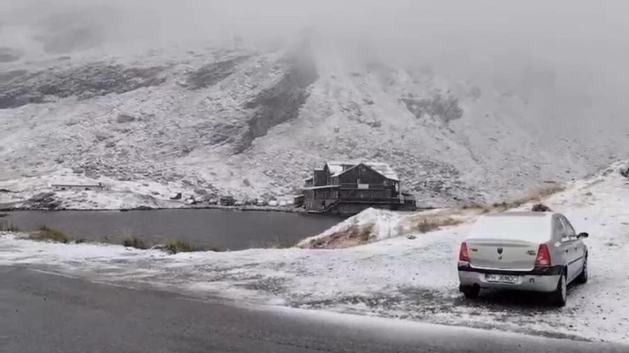 Prima zăpadă din acest sezon a acoperit Transfăgărășanul