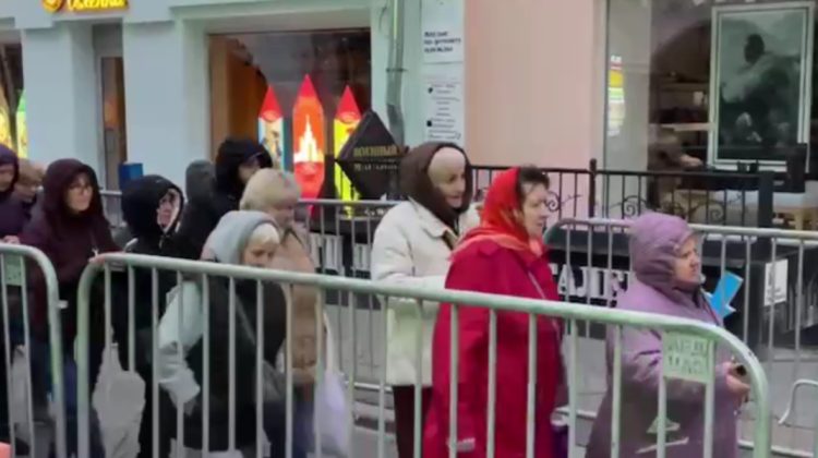 VIDEO Zeci de cetățeni din Moscova au venit să-și exercite dreptul la vot