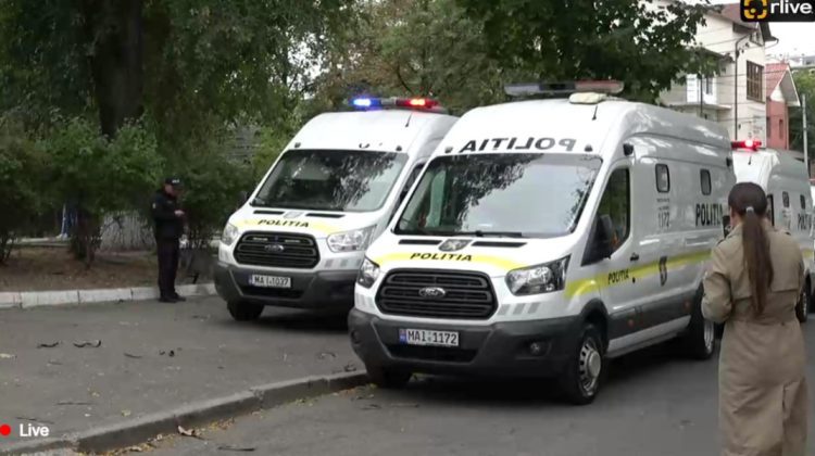 LIVE de la Penitenciarul nr. 13: momentul aducerii lui Vlad Plahotniuc