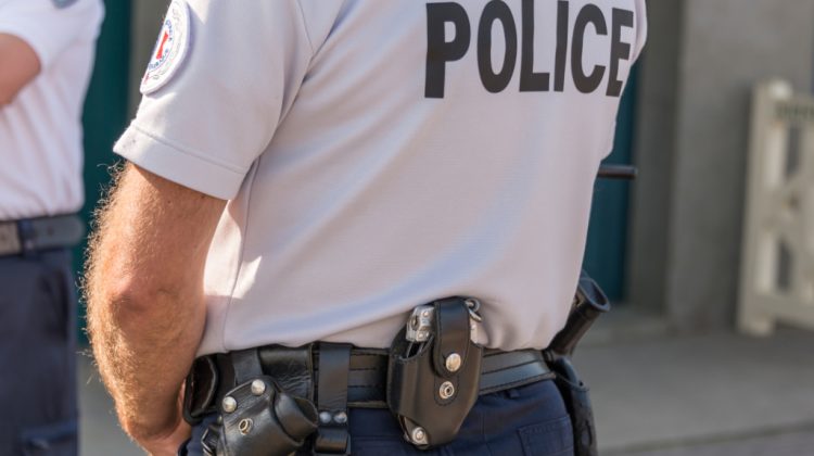 Atac cu cuțitul într-un hotel din orașul francez Marsilia. Agresorul a fost împușcat mortal de autorități