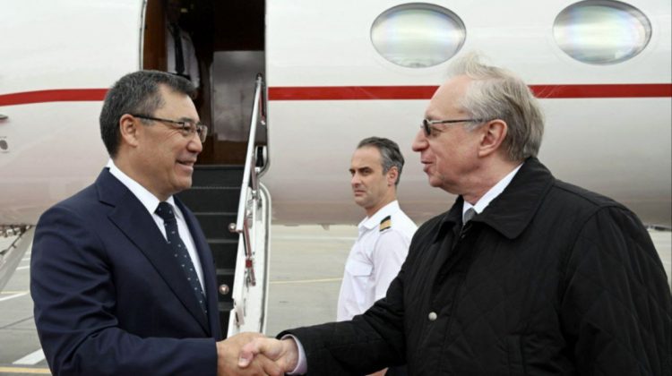 Cum a ajuns președintele Kârgâzstanului să zboare cu avionul finanțat de Ilan Șor