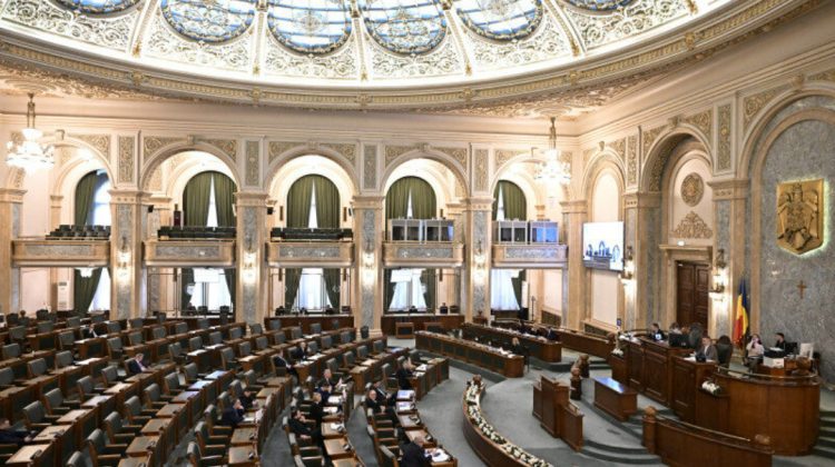 Aplauze în Senatul României: „Dragi cetățeni ai Republicii Moldova, v-ați mobilizat exemplar”