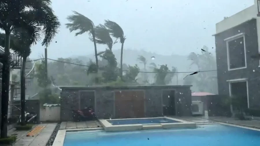 Super-taifunul Ragasa se apropie: Hong Kong intră în alertă, milioane de oameni afectați și sute de zboruri anulate