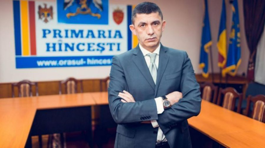 Alexandru Botnari renunță la politica de partid, dar rămâne primar. PDCM Hîncești are un nou președinte