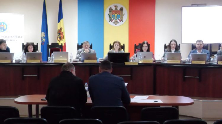 CEC pasează responsabilitatea! Curtea Constituțională va decide soarta lui Costiuc
