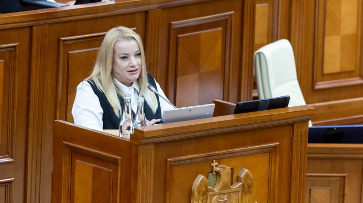 STOP CADRU Caraman nu va vorbi în română, până moldoveneasca nu devine limbă de stat: Așa m-a învățat străbunica