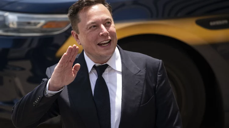 Elon Musk a devenit primul om din lume cu o avere de peste 500 de miliarde de dolari