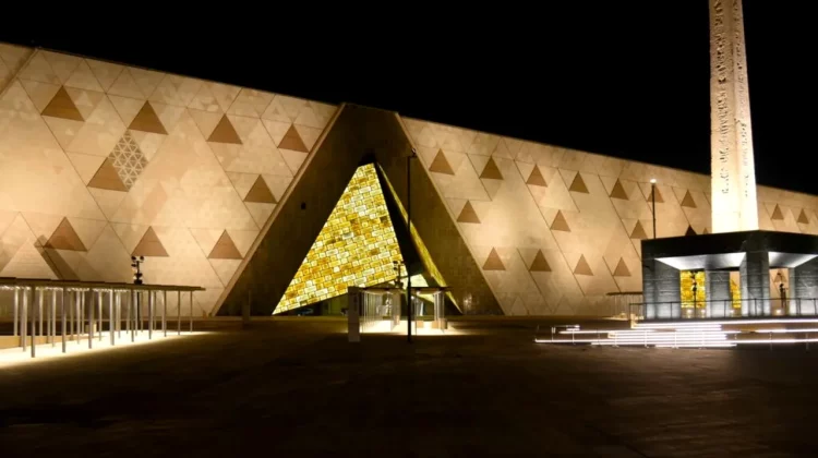 Egiptul inaugurează Marele Muzeu Egiptean, o bijuterie la poalele Piramidelor