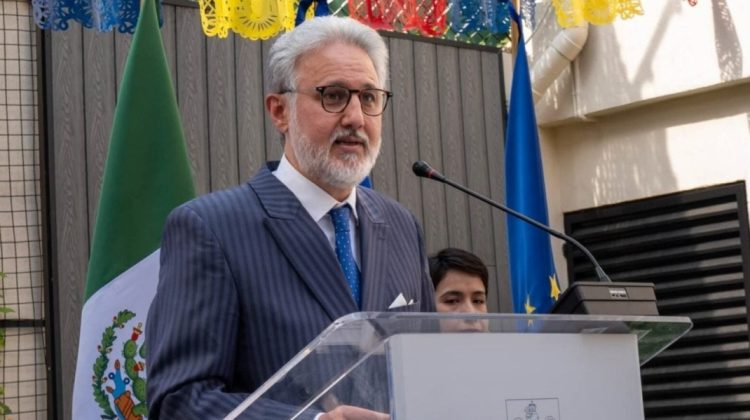 Liderul de la Cotroceni și-a numit consilierii: Pe politică externă este fostul ambasador român în R. Moldova