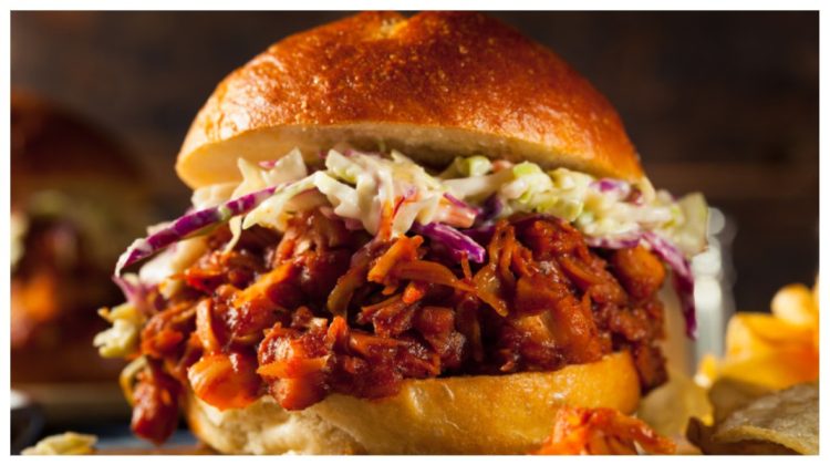 Parlamentul European a interzis cuvintele ”friptură”, ”cârnaț” și ”hamburger” pentru produse vegane