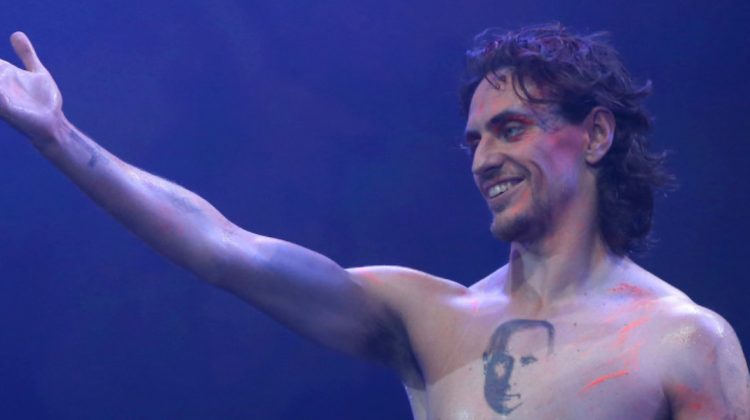 Serghei Polunin, balerinul care și l-a tatuat pe Vladimir Putin pe piept, a rămas fără cetățenia ucraineană