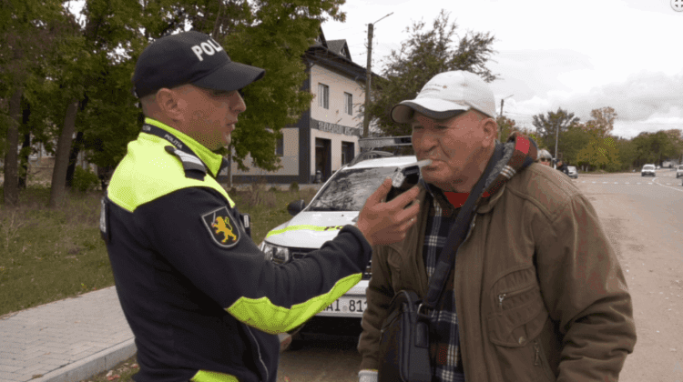 ”După 40 de ani fără alcool, tot a suflat în fiolă” – povestea unui biciclist din Căușeni