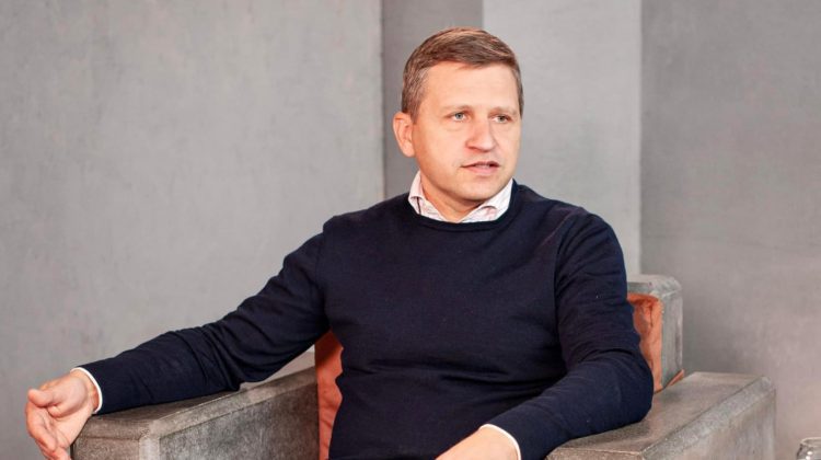 Viorel Gîrbu: Moldovenii recurg tot mai des la credite pentru cheltuielile de zi cu zi