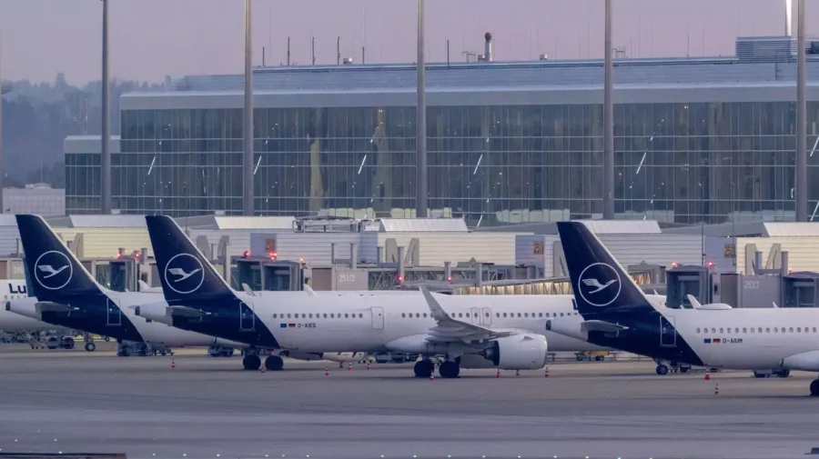 Aeroportul din Munchen, închis după ce în apropiere au fost observate drone