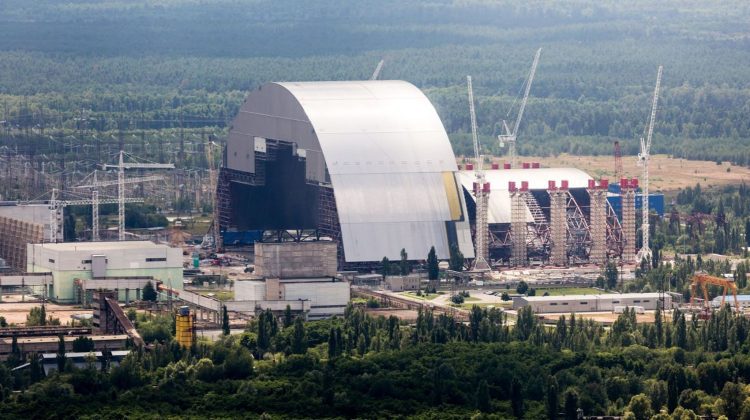 Cernobîl, în beznă după un atac rusesc. Zelenski avertizează asupra riscurilor nucleare
