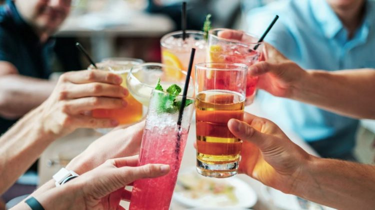 Schimbare de generație. Tinerii spun „nu” alcoolului