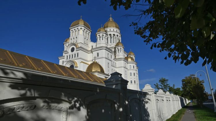 România a inaugurat cea mai mare biserică ortodoxă din lume, Catedrala Mântuirii Neamului
