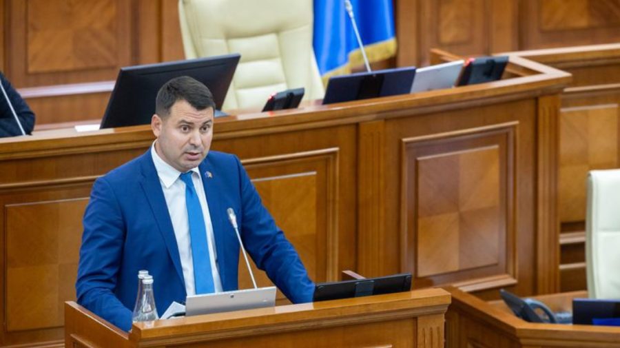 „Democrația Acasă” nu va conduce nicio comisie parlamentară. Costiuc: Parlamentul, o subdiviziune a PAS-ului