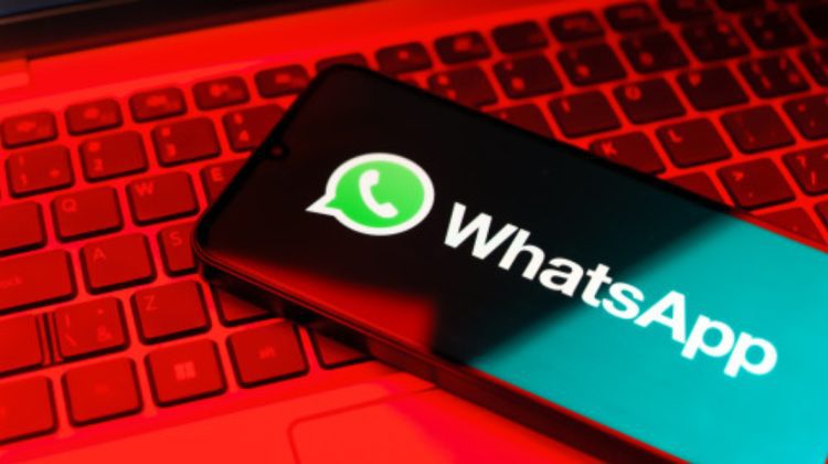 Nouă escrocherie pe WhatsApp. Mesajul cu „vot pentru Maria” fură conturi