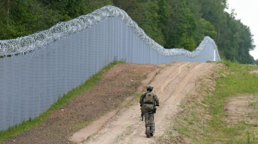 Șoferii din Moldova, obligați să se înregistreze pentru a traversa granița Letoniei