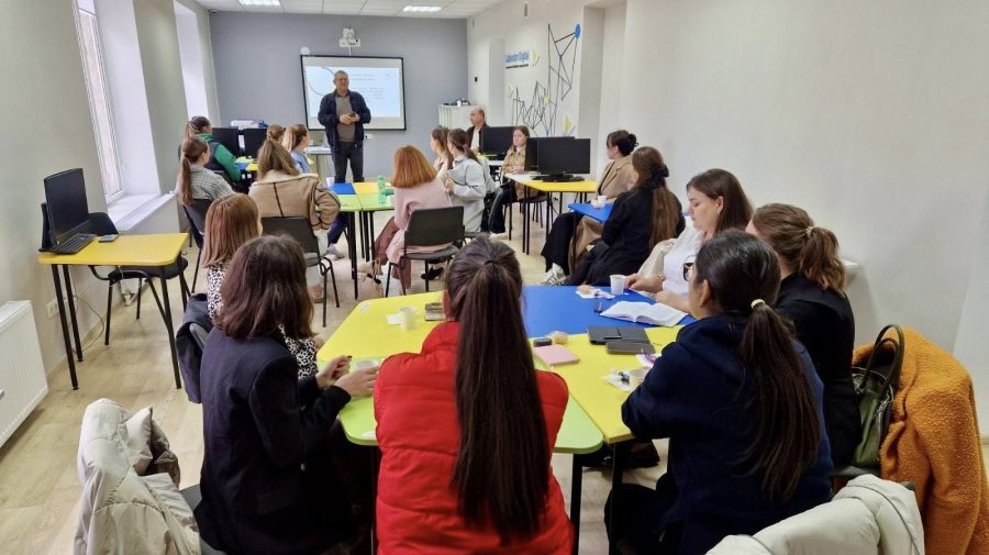 Program de mentorat pentru tinerii profesori încadrați în școli și grădinițe în 2025