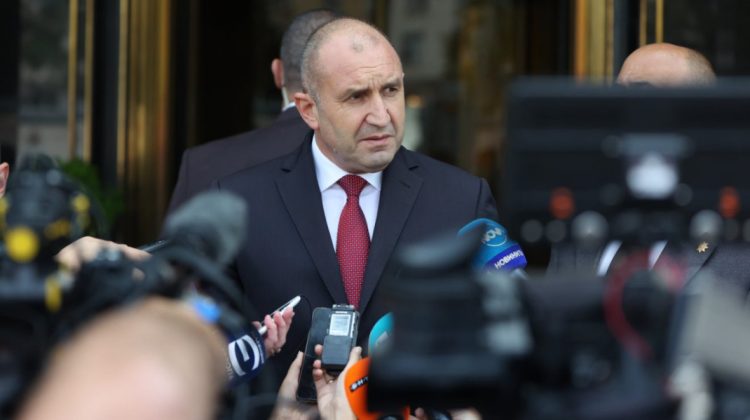 Parlamentul Bulgariei i-a retras preşedintelui autoritatea de a numi şefii serviciilor de securitate