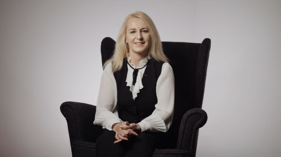 Svetlana Pîslaru: „Cuvintele pot clădi caractere și pot deschide minți”