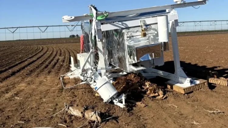 Un telescop NASA de jumătate de tonă a aterizat pe un câmp din Texas