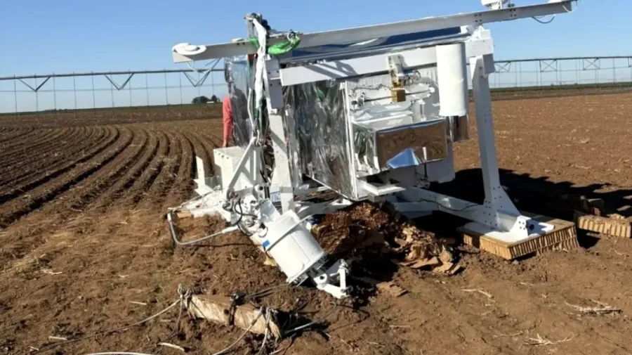 Un telescop NASA de jumătate de tonă a aterizat pe un câmp din Texas