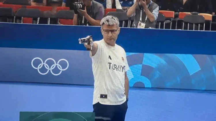 VIDEO Turcul devenit viral la Jocurile Olimpice a cucerit, un an mai târziu, o medalie de aur în Champions League