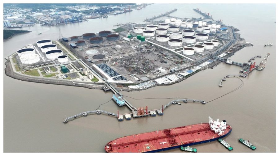 Reduceri mari la petrolul rusesc după noile sancțiuni americane împotriva Lukoil și Rosneft